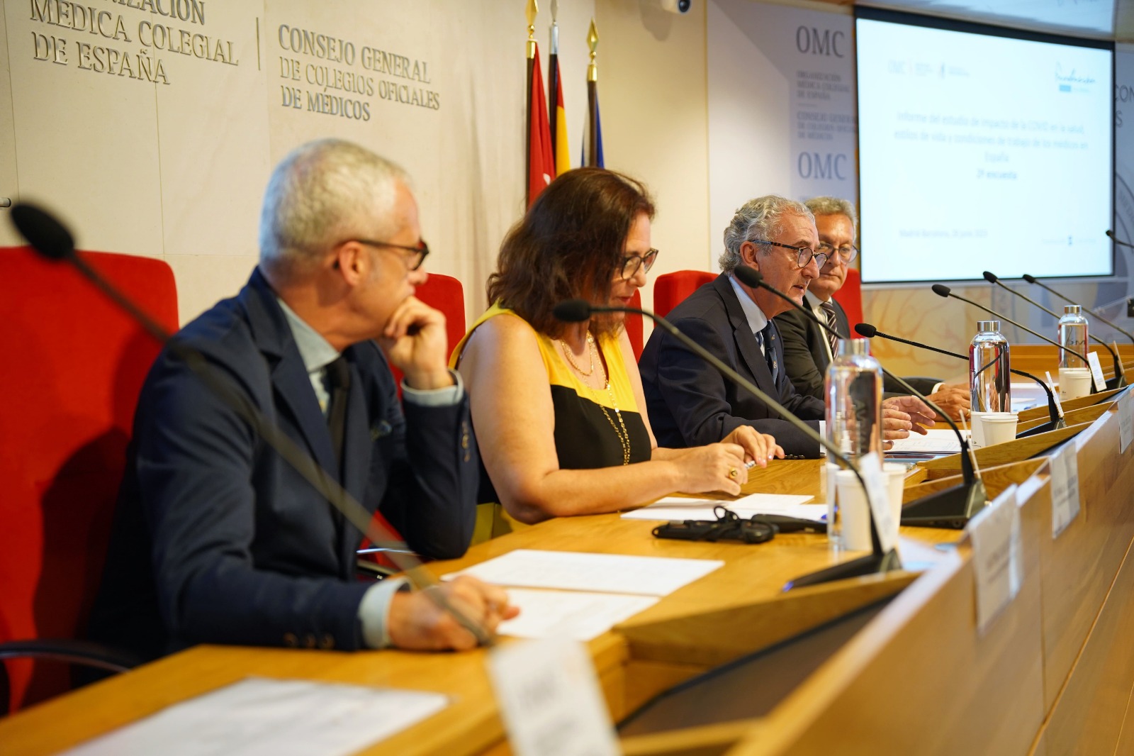 Rueda de prensa sobre la salud mental de los médicos